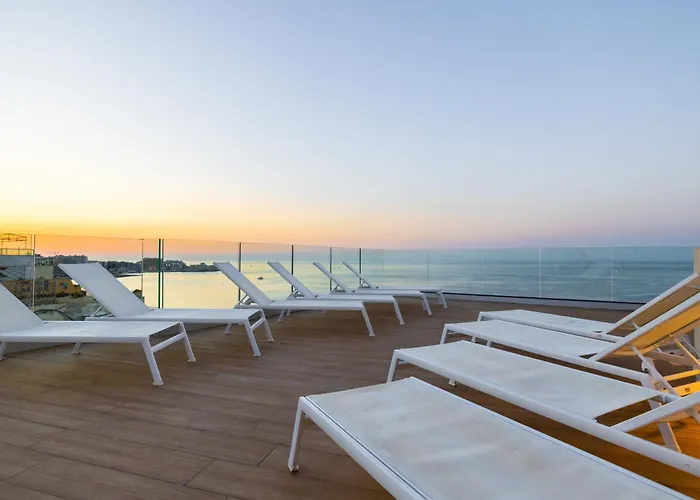 The Diplomat Hotel (Adults Only)